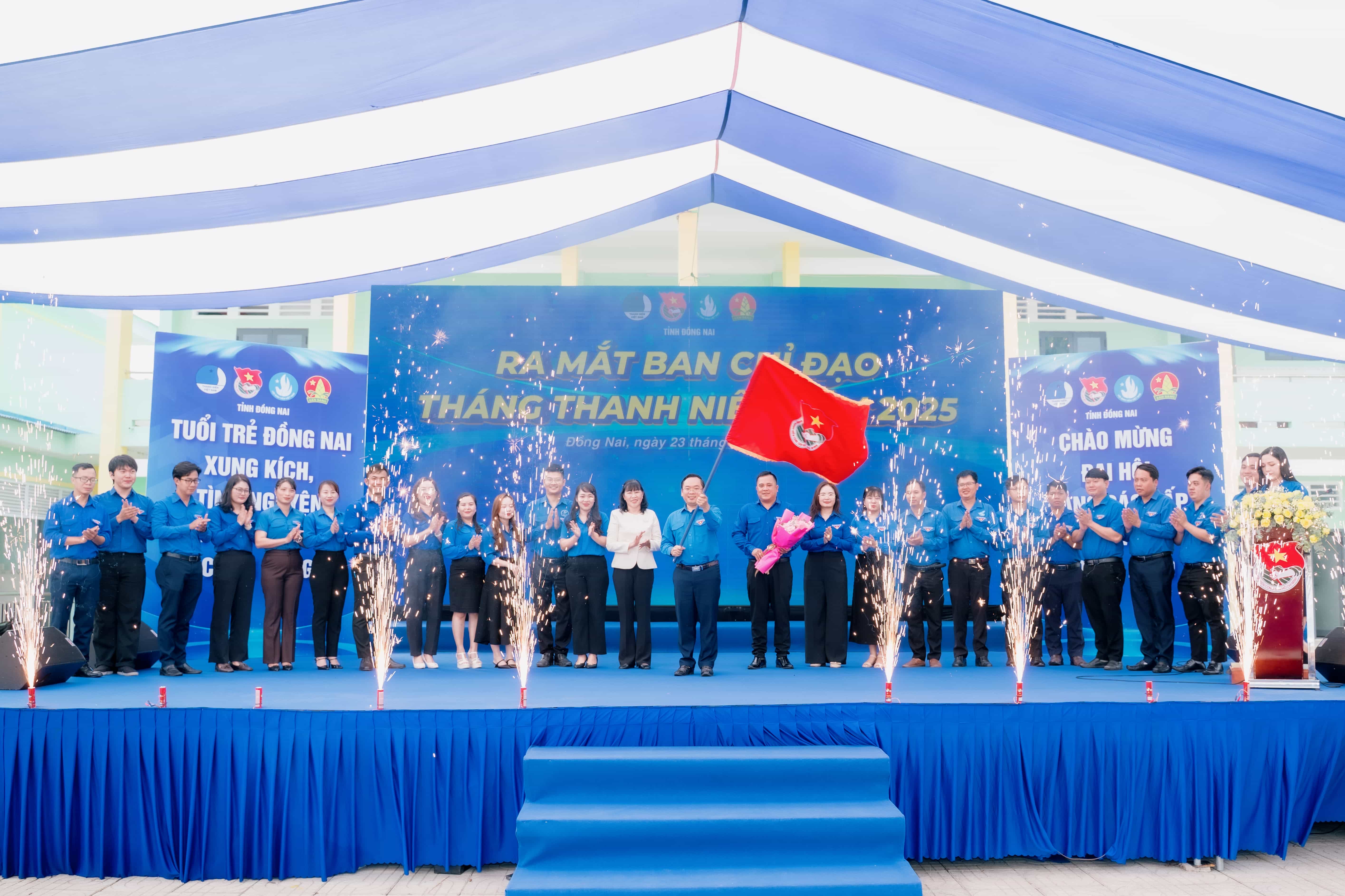 Ra Quân Tháng Thanh Niên